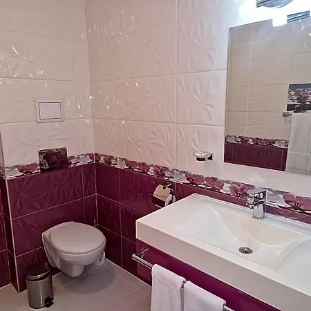 Hotel релакс 2*