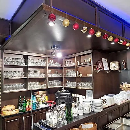 релакс Hotel 2*